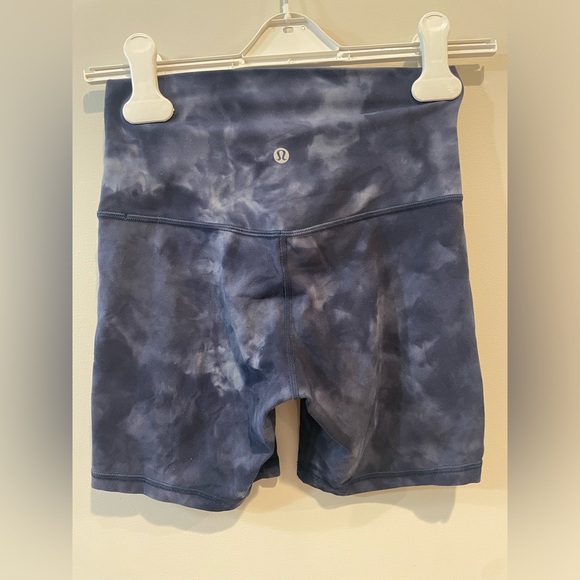 Lululemon Wunder Train High-Rise Short - Diamond Dye Shade Naval Blue - Picture 2 of 5